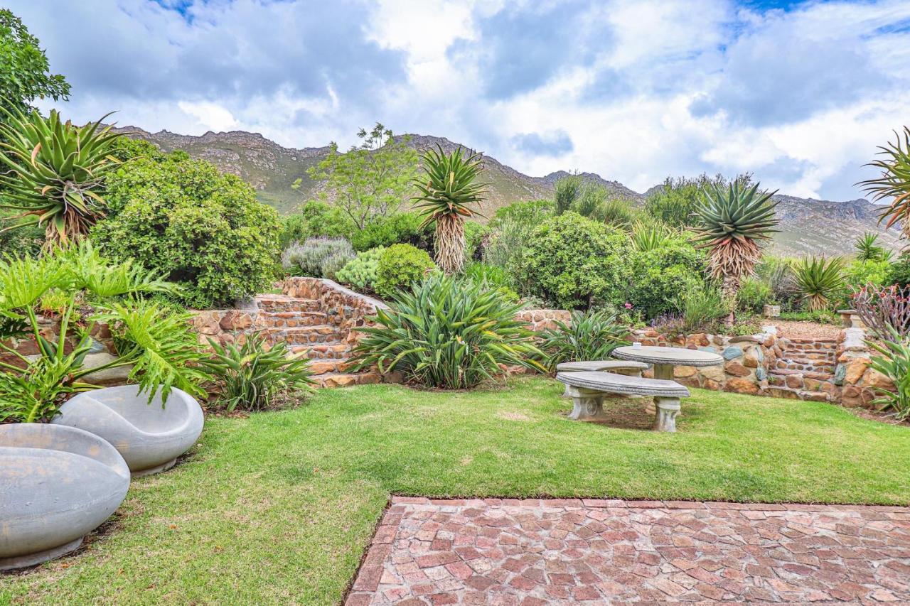 Apricot Gardens Guesthouse Gordons Bay Exterior photo